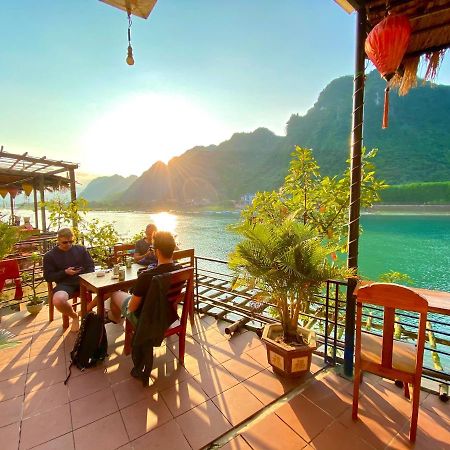 Phong Nha Coco Riverside Hotel Екстериор снимка