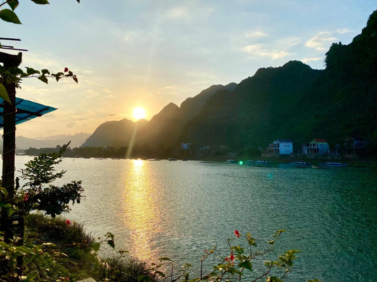 Phong Nha Coco Riverside Екстериор снимка