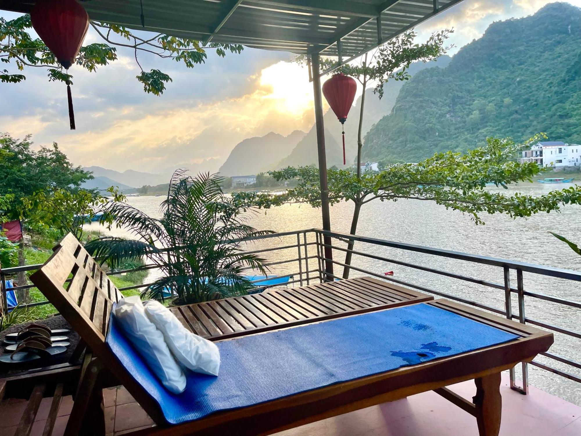 Phong Nha Coco Riverside Hotel Екстериор снимка