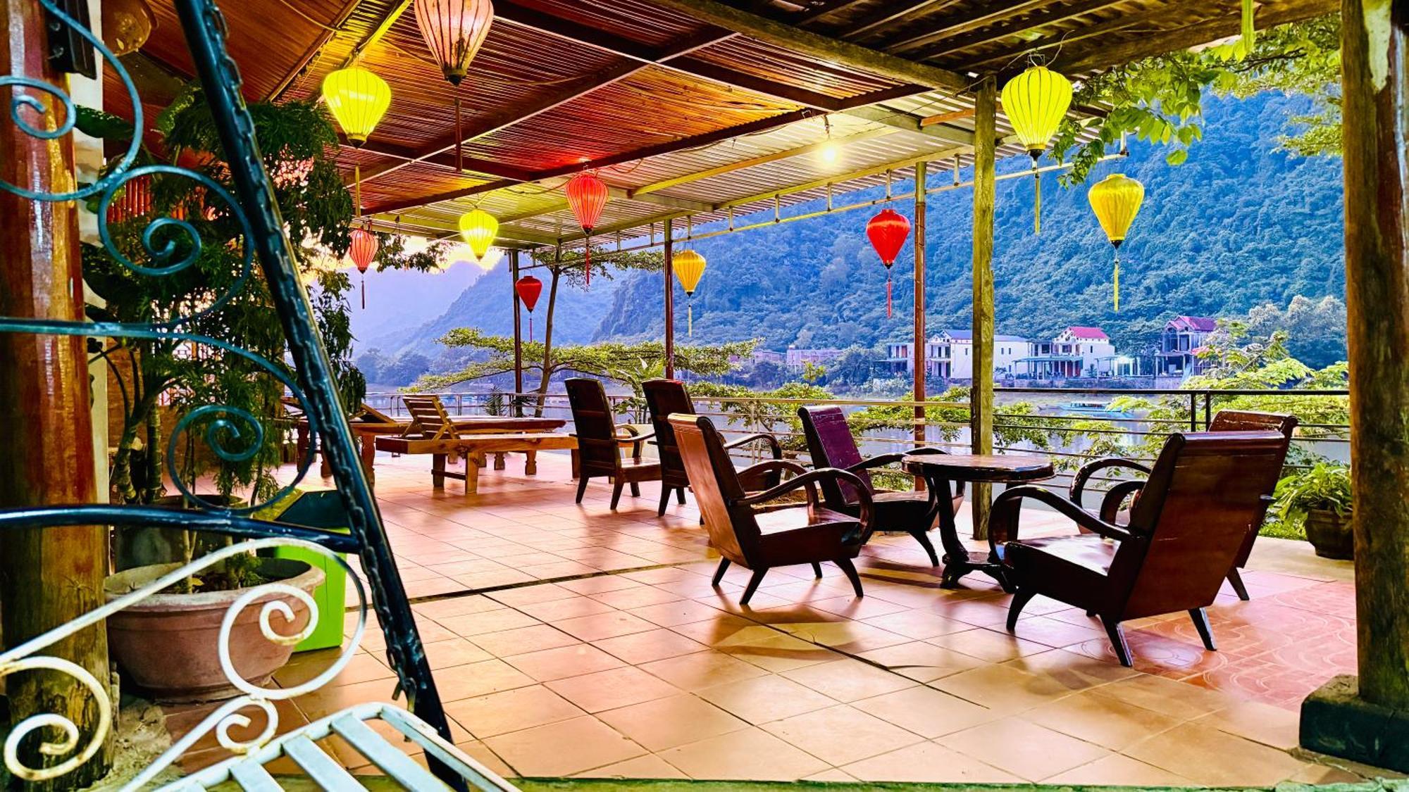 Phong Nha Coco Riverside Hotel Екстериор снимка